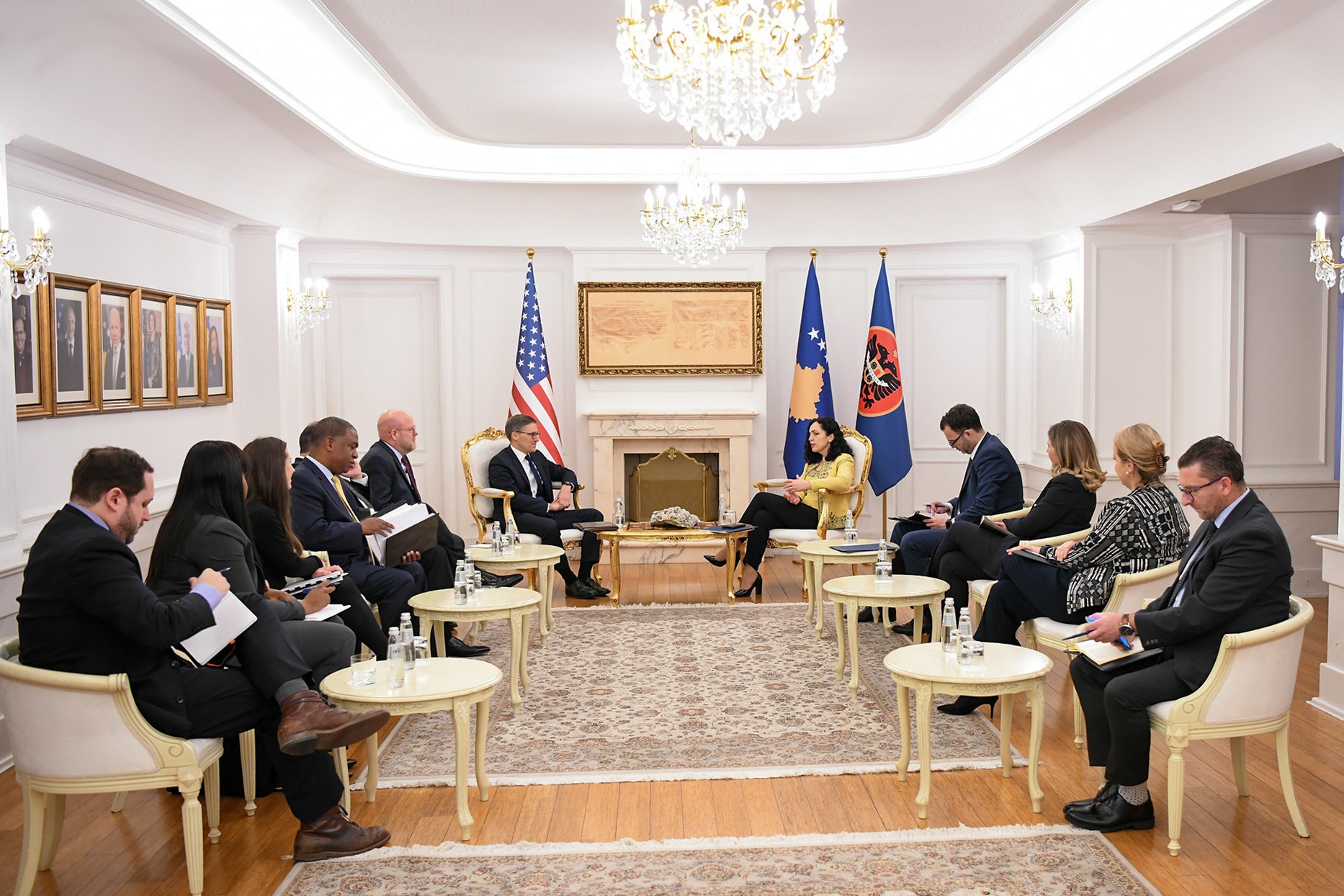 Konfirmohen marrëdhëniet e shkëlqyera me SHBA, aleatin kryesor të Kosovës