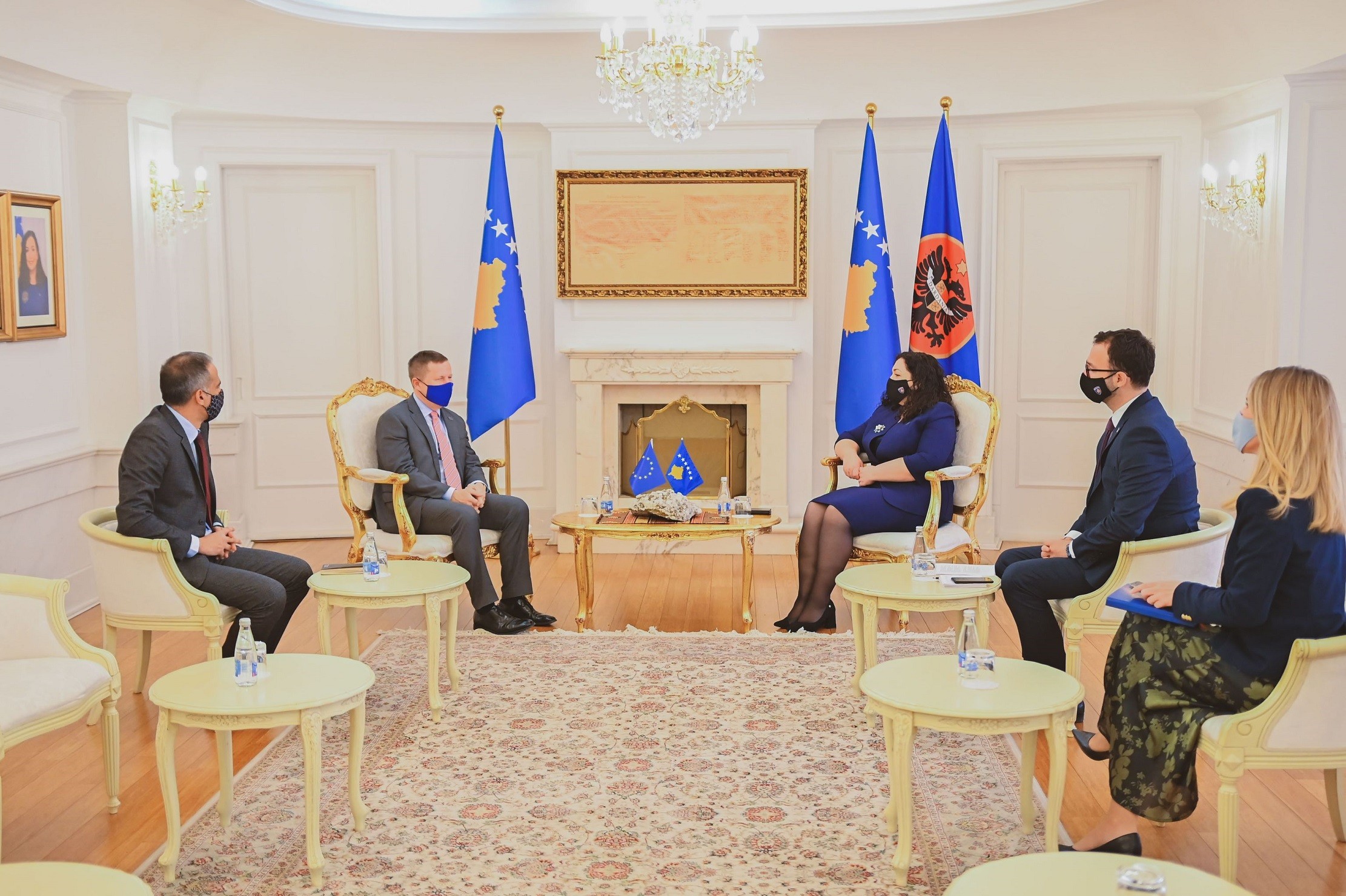 BE duhet t`i përmbushë obligimet që dalin marrëdhënie kontraktuale më Kosovën