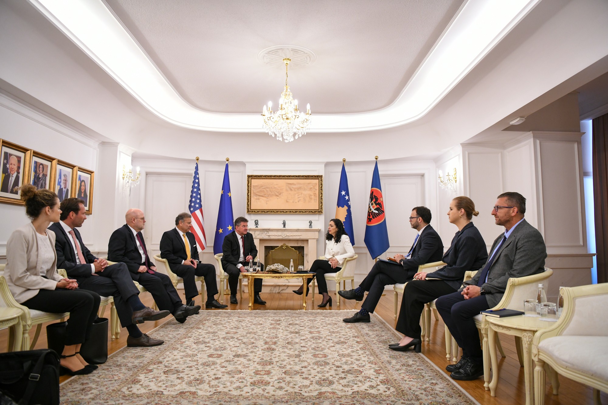 Presidentja Osmani takoi përfaqësuesit special, Escobar dhe Lajčák
