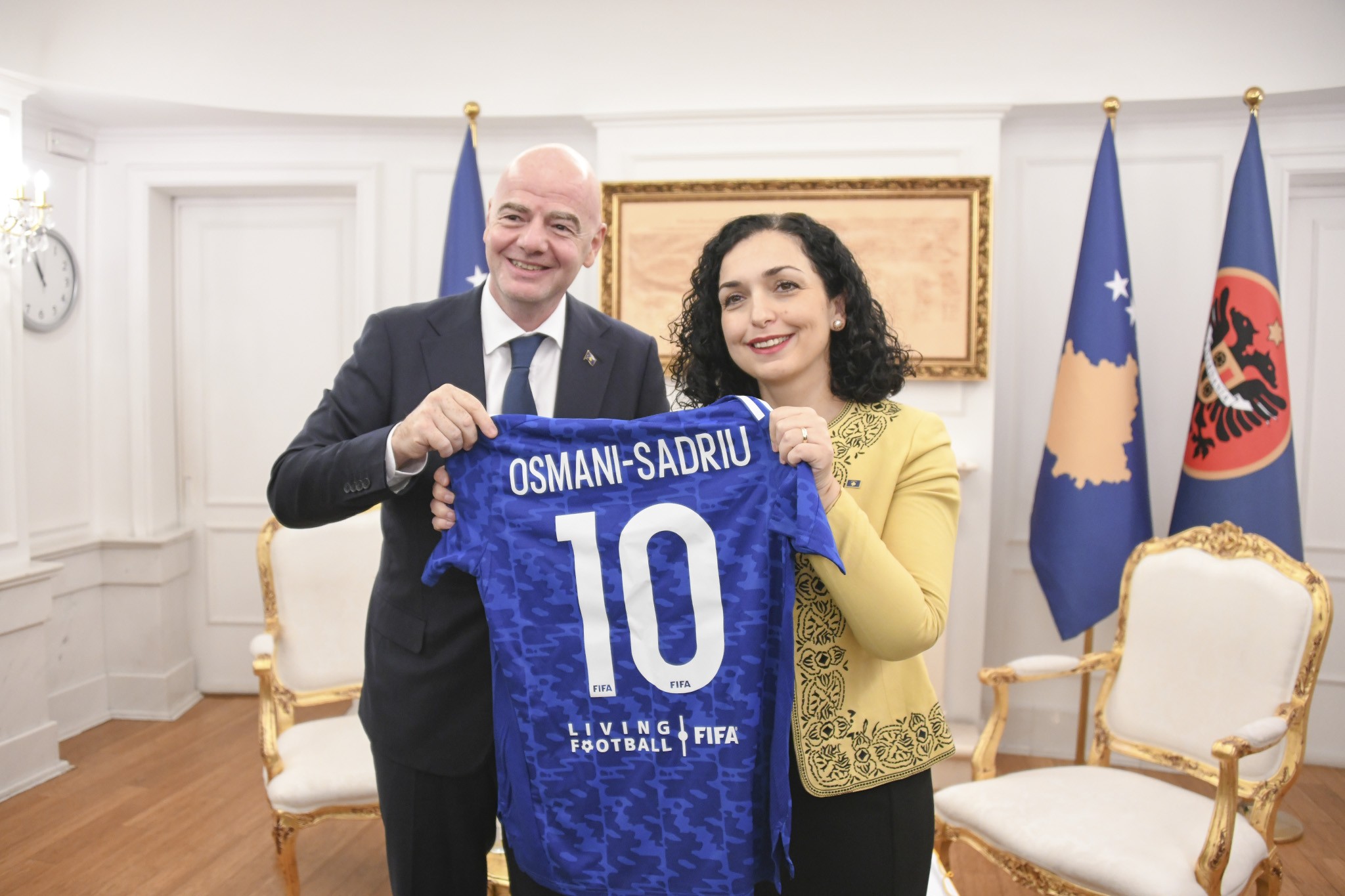 Presidentja Osmani kërkon mbështetjen e FIFA-s për sportistët e rinj  