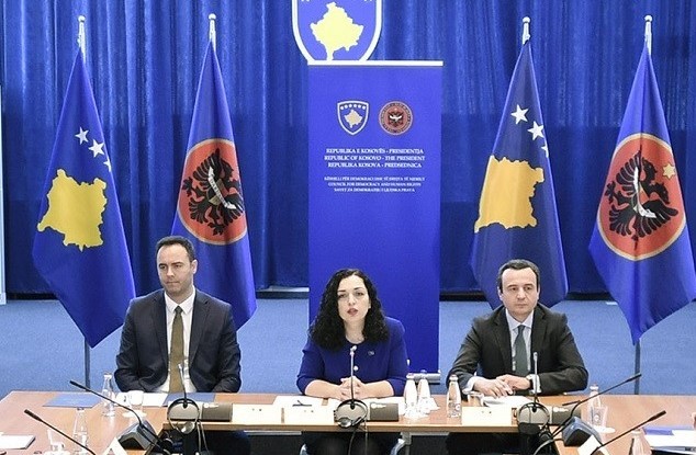 Kosova nënshkruan aplikimin për anëtarësim në Bashkimin Evropian