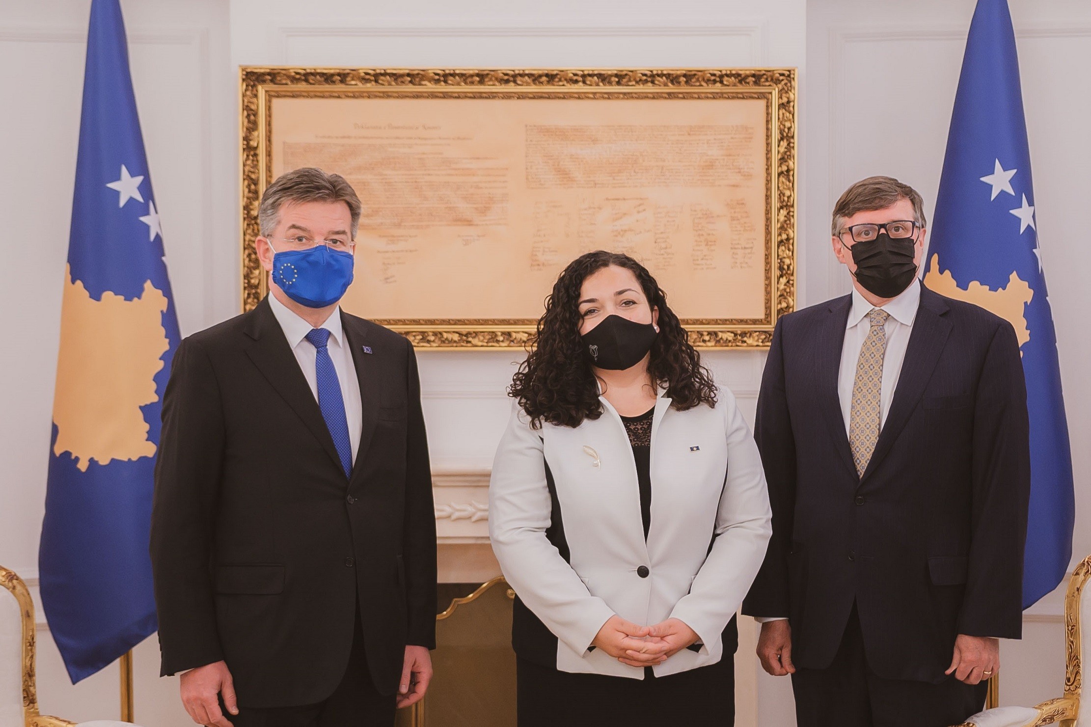 Palmer e Lajčák ritheksuan mbështetjen për përmbylljen e marrëveshjes Kosovë - Serbi