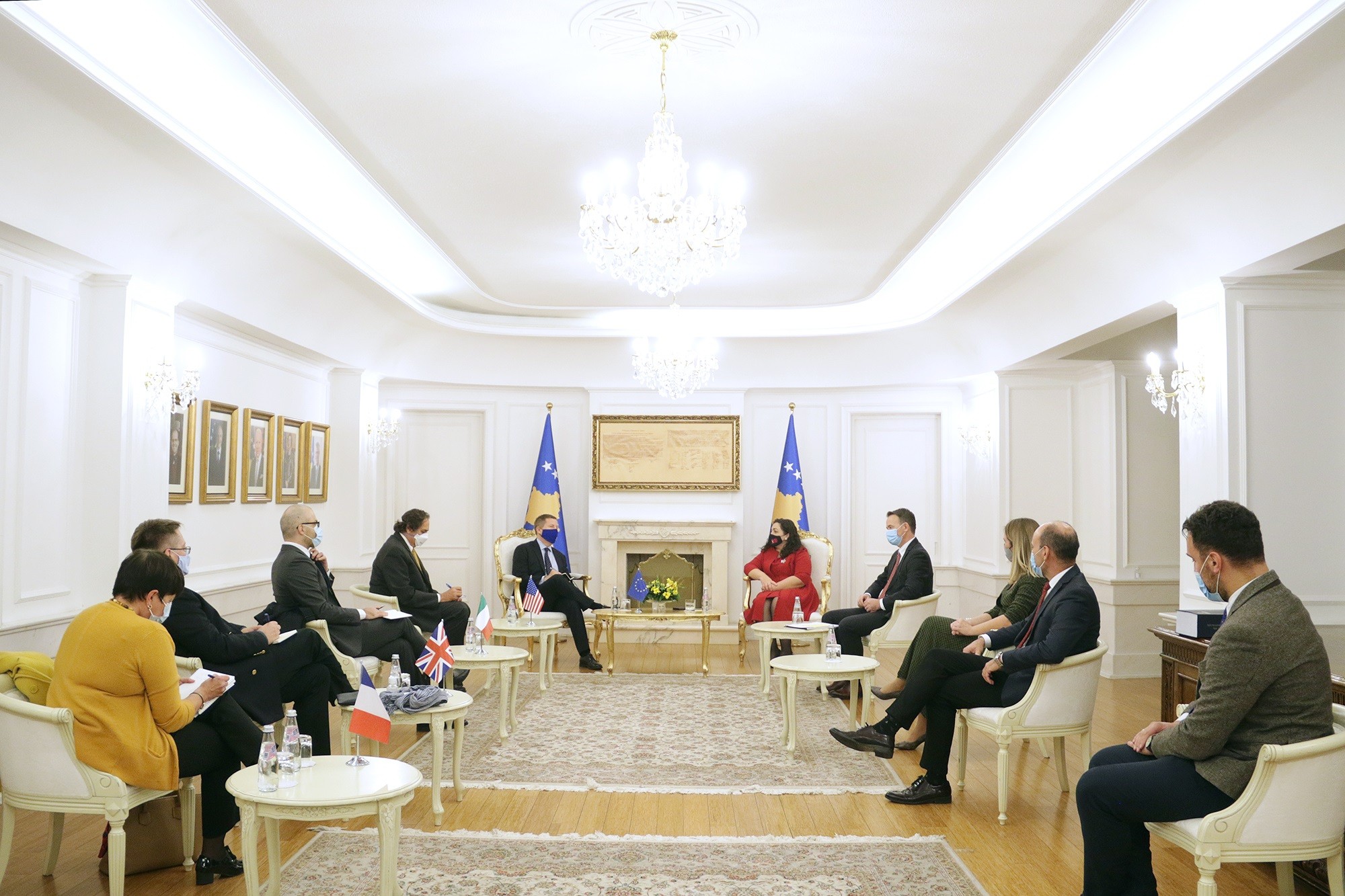 Ambasadorët e Kuintit e siguruan Osmanin për përkrahjen e vendeve të tyre