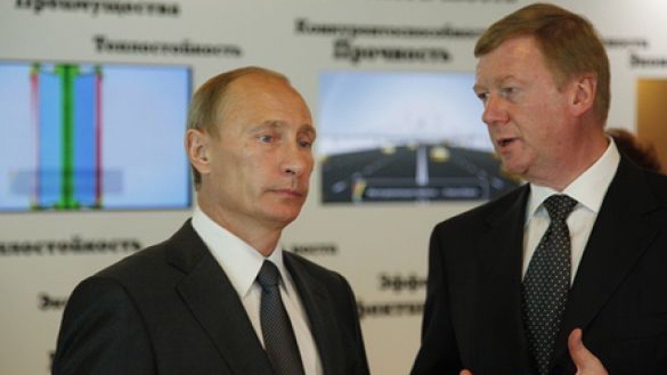 Këshilltari i Putin jep dorëheqjen dhe largohet nga Rusia  