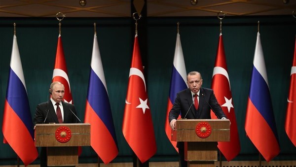 Rusia ndihmon Turqinë të ndërtojë centralin e parë elektrik bërthamor  