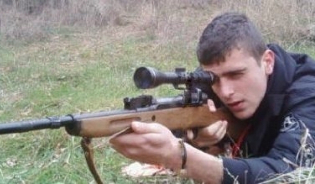 Edhe një shqiptar i dyshuar për vrasjen e policit Zymberi