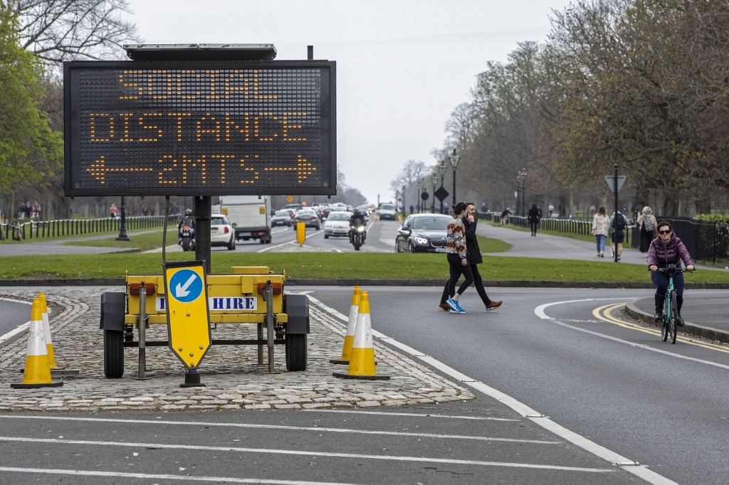 Irlanda është vendi i parë në Europë që rikthehet në izolim