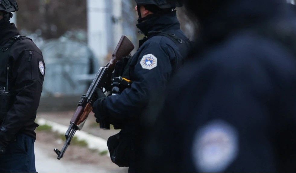 Policia e Kosovës arreston një serb për krime luftë